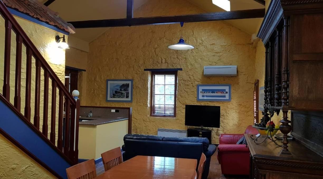 The Camperdown Mill Aparthotel Екстериор снимка