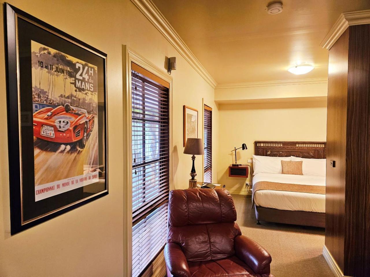 The Camperdown Mill Aparthotel Екстериор снимка