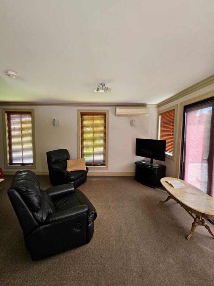 The Camperdown Mill Aparthotel Екстериор снимка