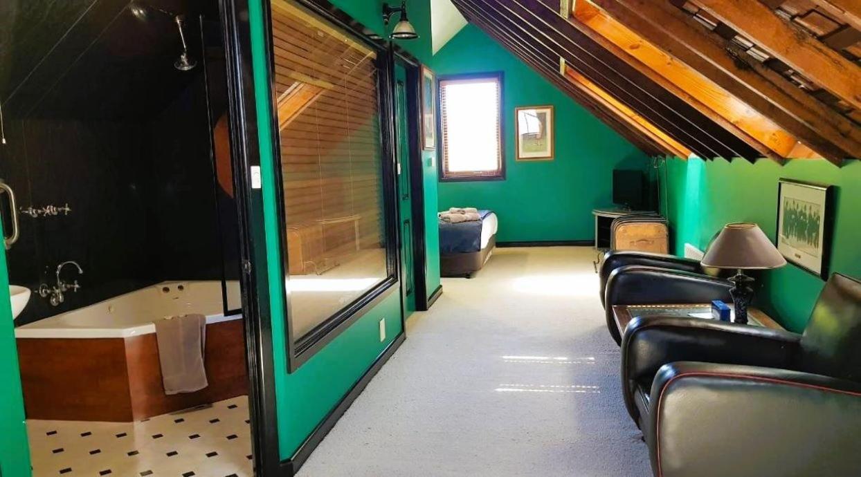 The Camperdown Mill Aparthotel Екстериор снимка