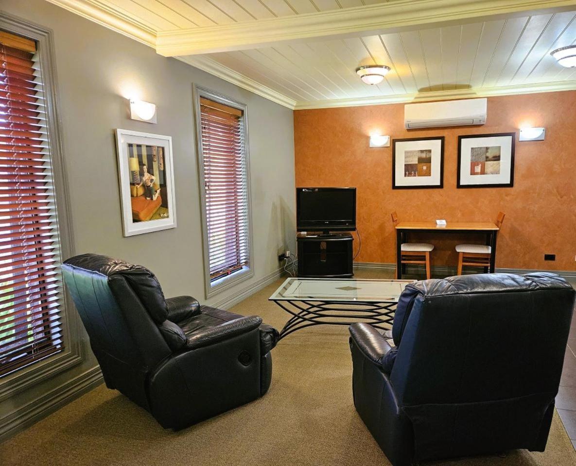 The Camperdown Mill Aparthotel Екстериор снимка