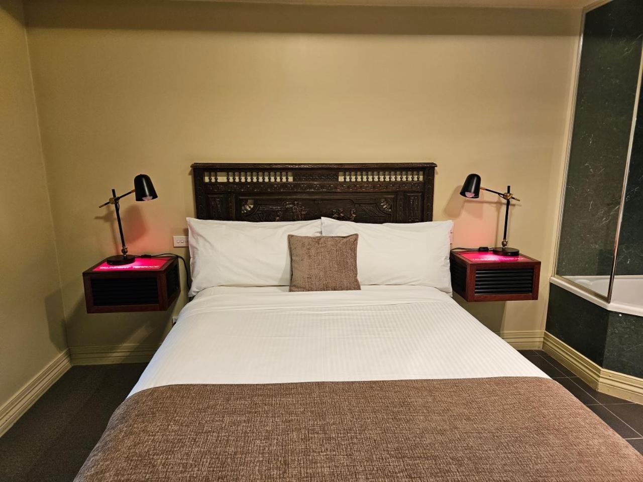 The Camperdown Mill Aparthotel Екстериор снимка
